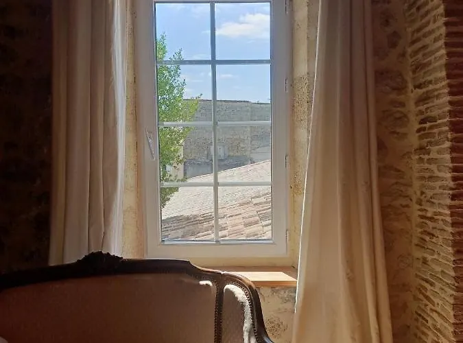 Les Logis De 4* Lestiac-Sur-Garonne